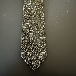 Mens Versace tie.